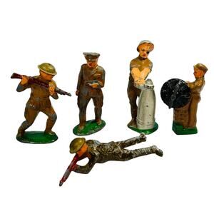 Lot of 5 Barclay Manoil Soldier figures